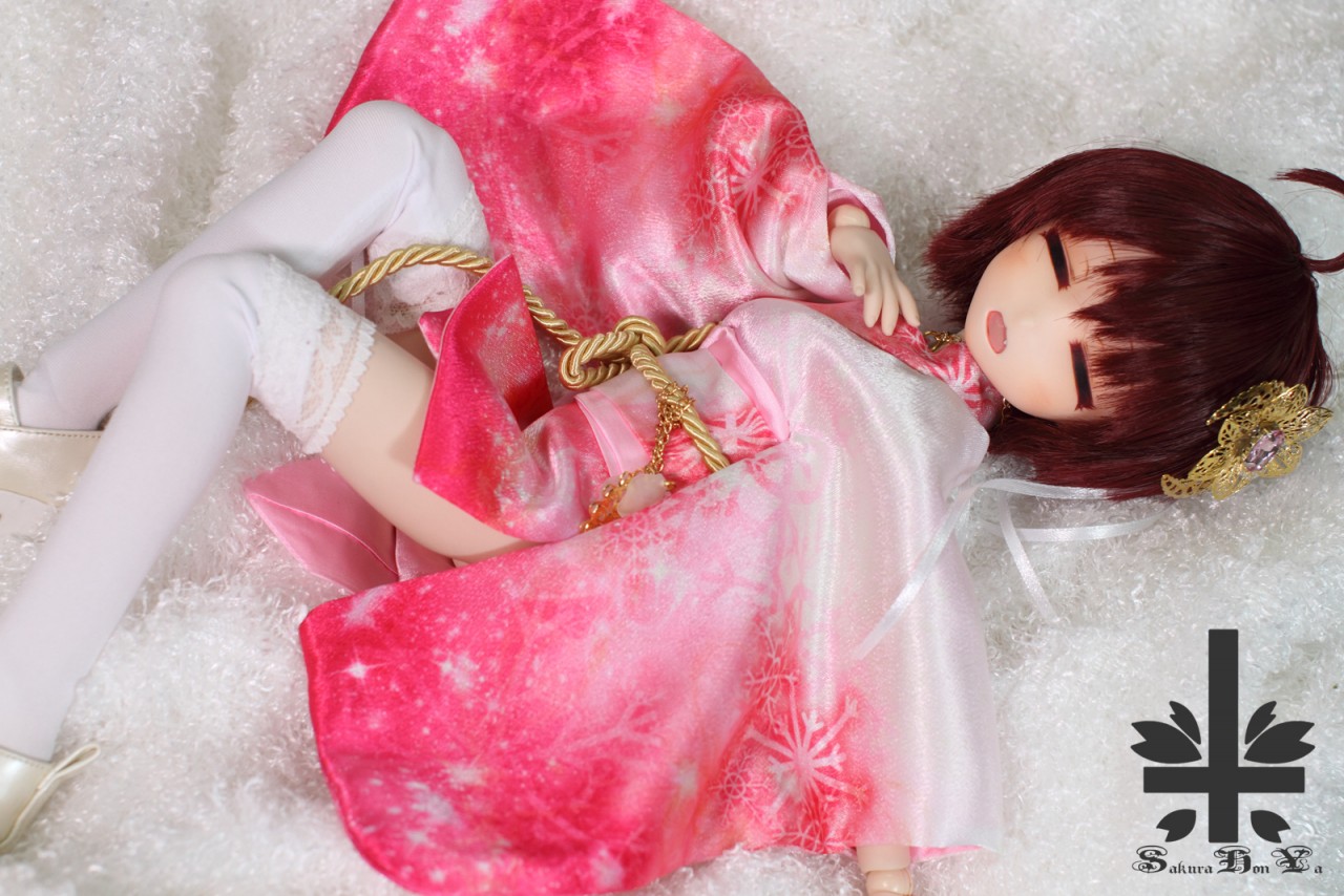 MDD]華麗短い和服 《雪華桜》 - Sakurahonya